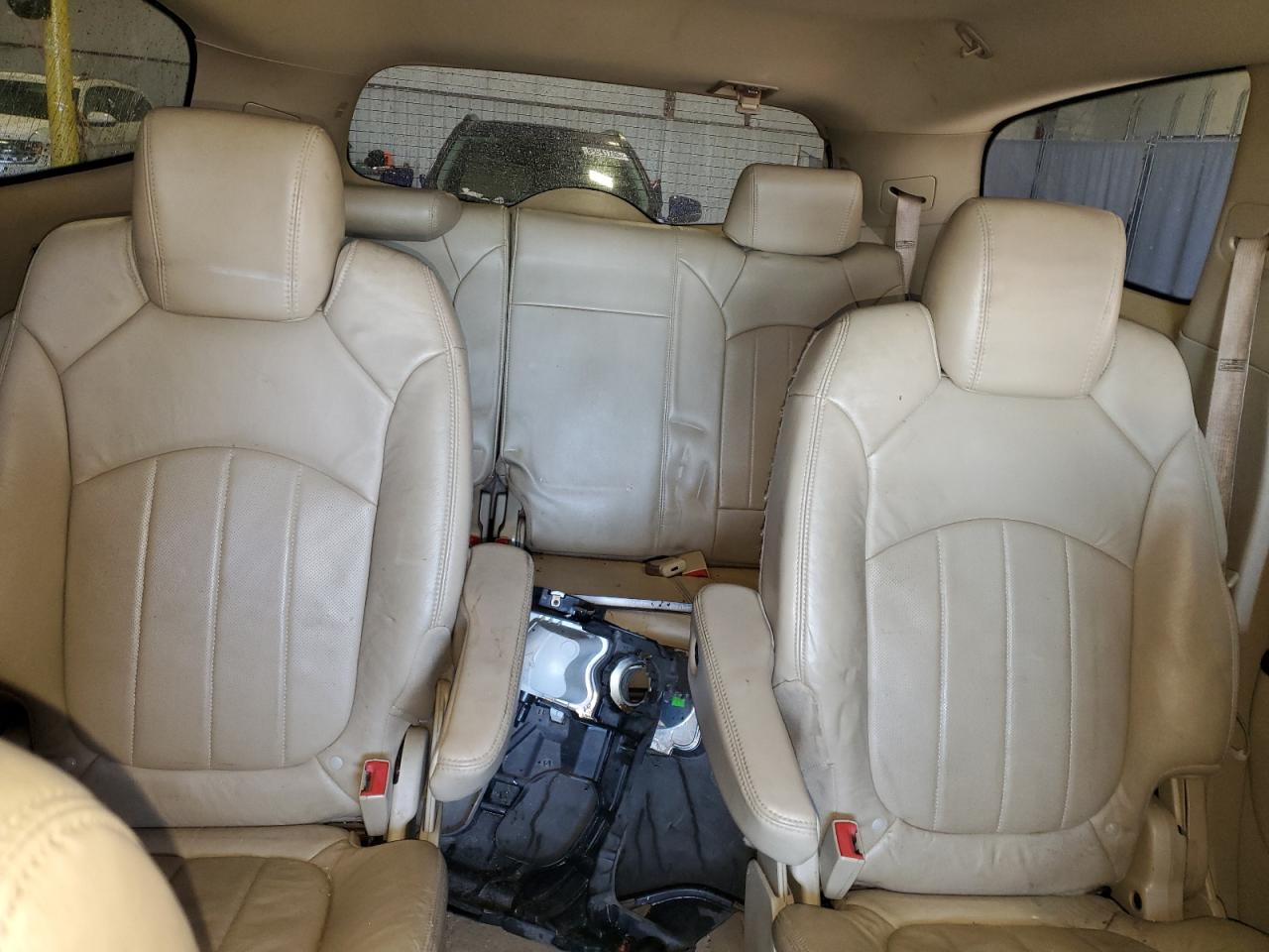 2010 Buick Enclave - Image 10