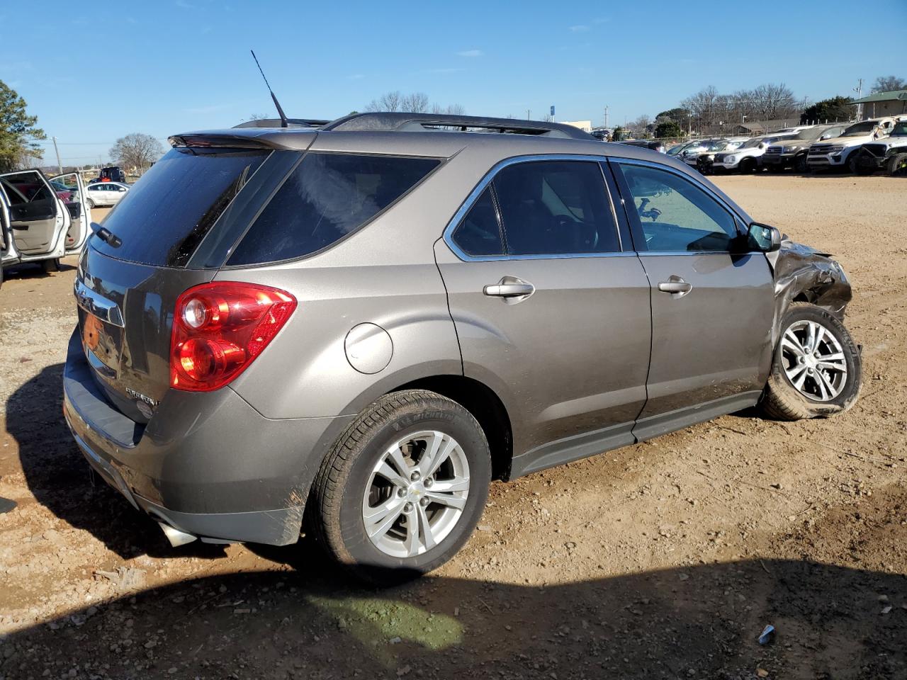 2012 Chevrolet Equinox - Image 3