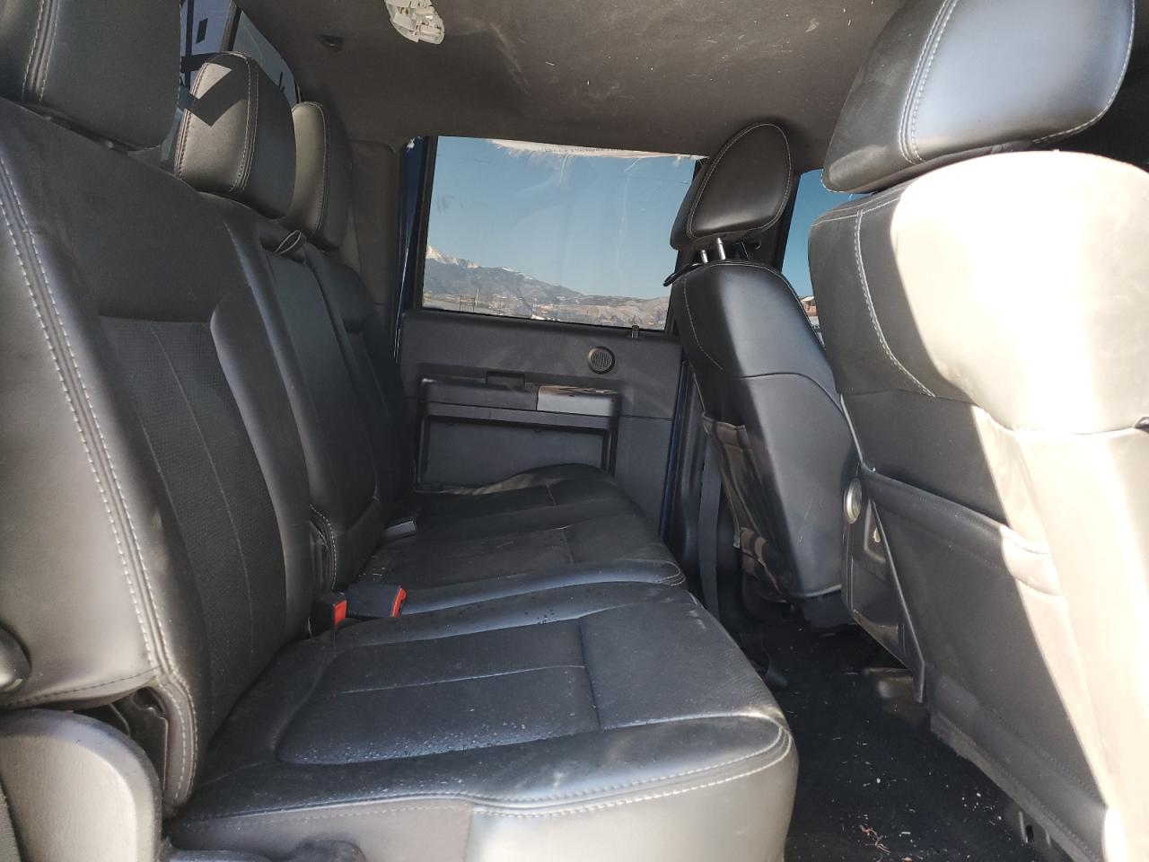 2011 Ford F250 - Image 11