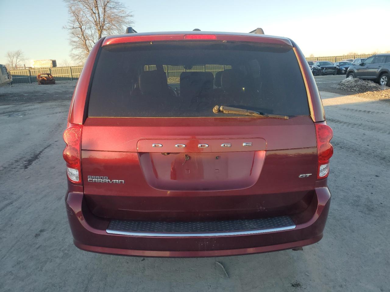 2020 Dodge Caravan - Image 6