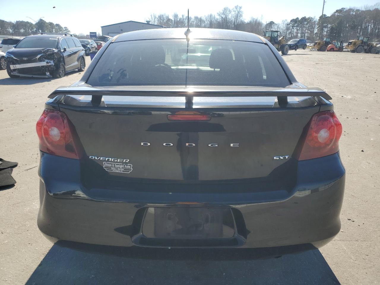2013 Dodge Avenger - Image 6