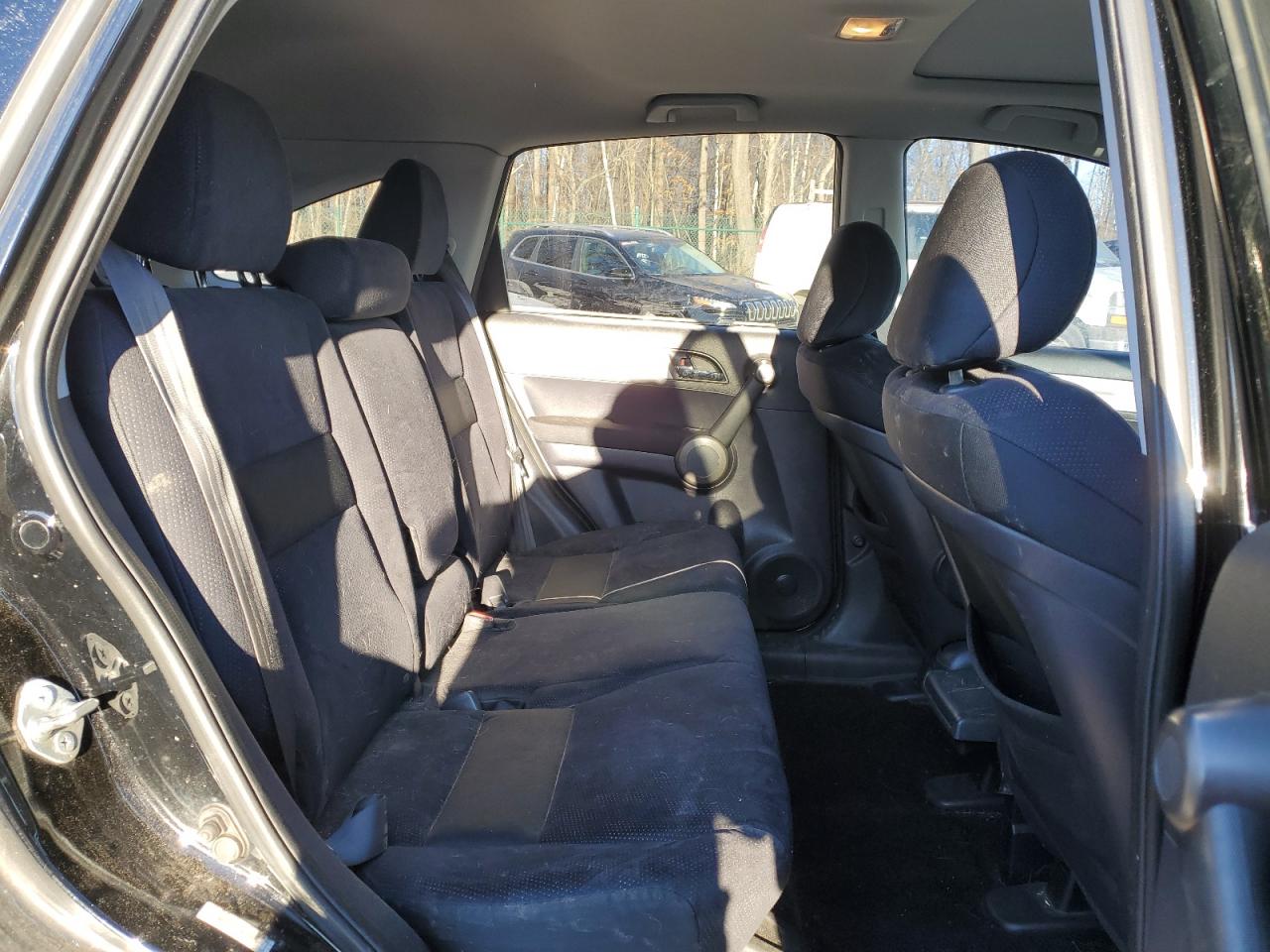 2011 Honda CR-V - Image 11