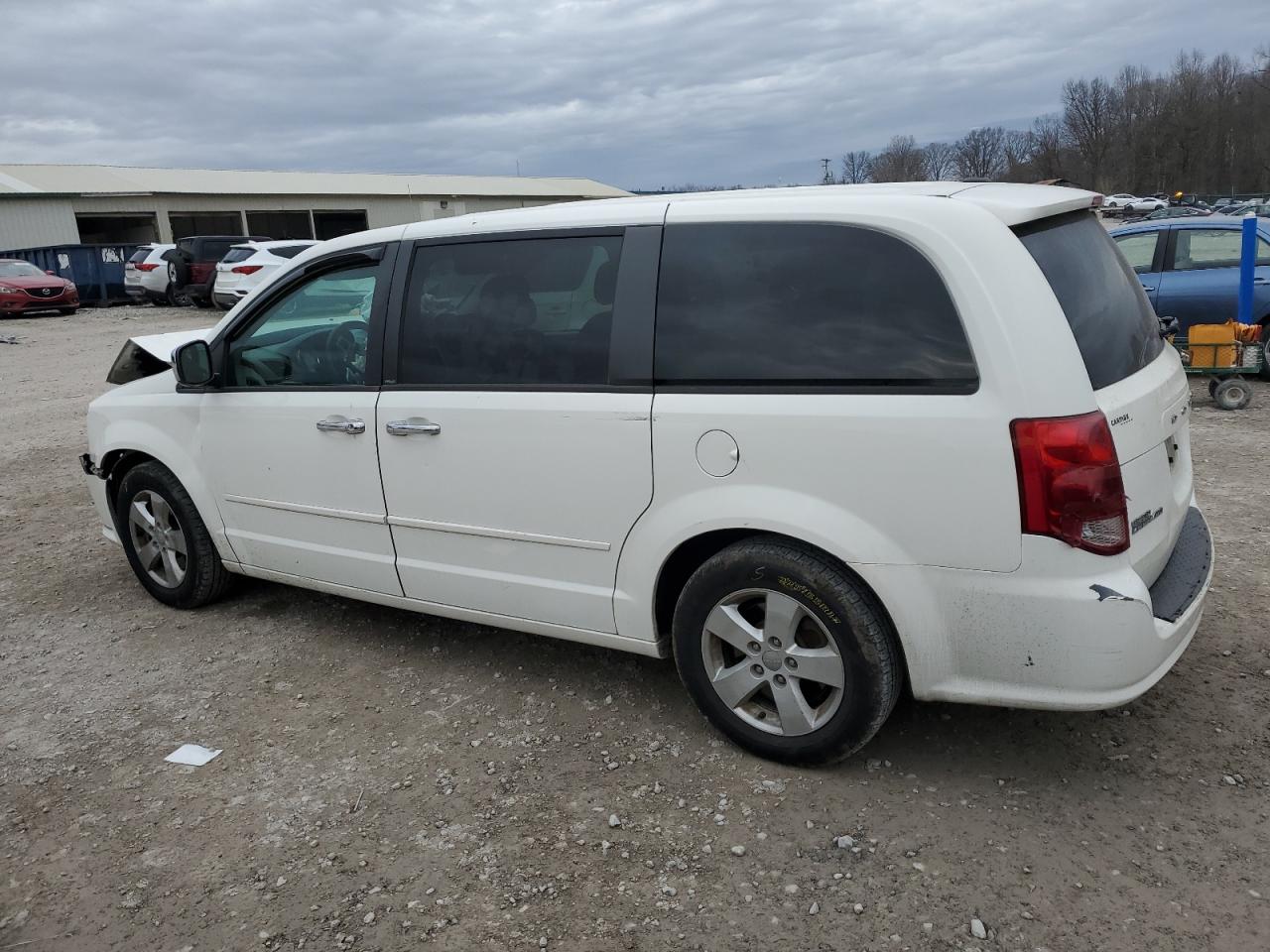 2013 Dodge Caravan - Image 2