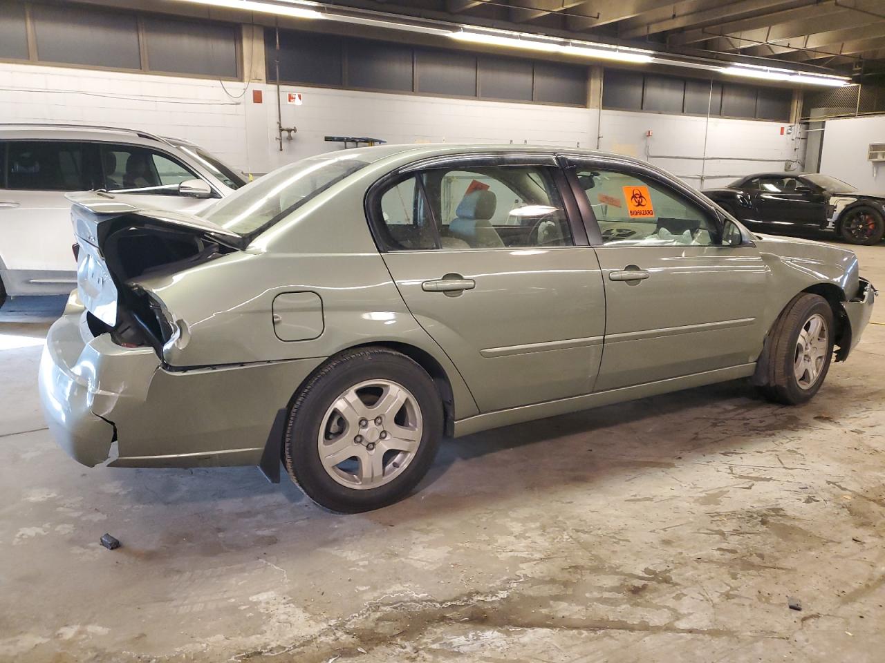 2004 Chevrolet Malibu - Image 3