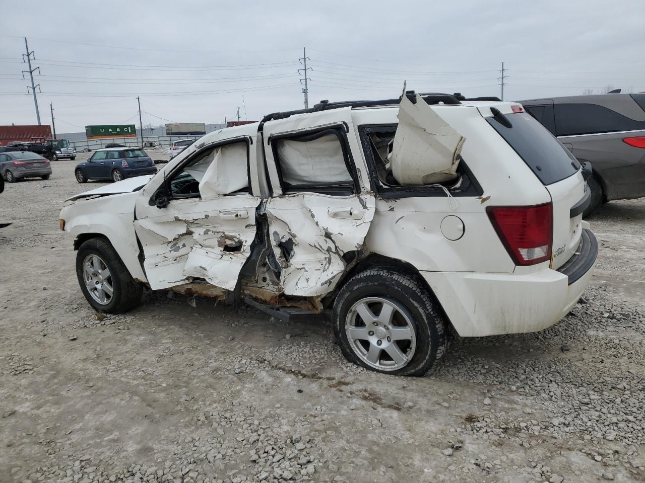 2009 Jeep Grand Cherokee - Image 2