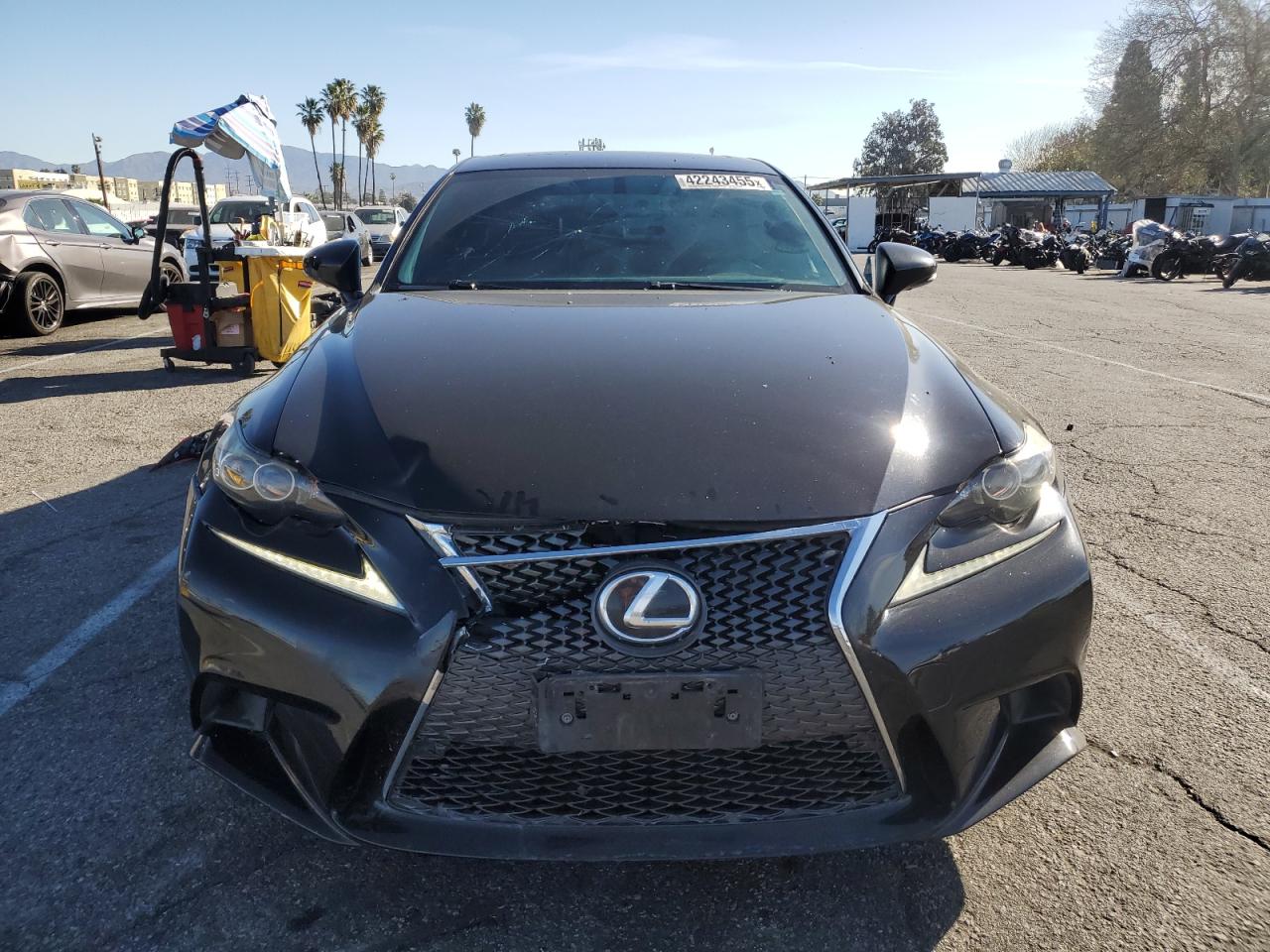 2014 Lexus IS - Image 5