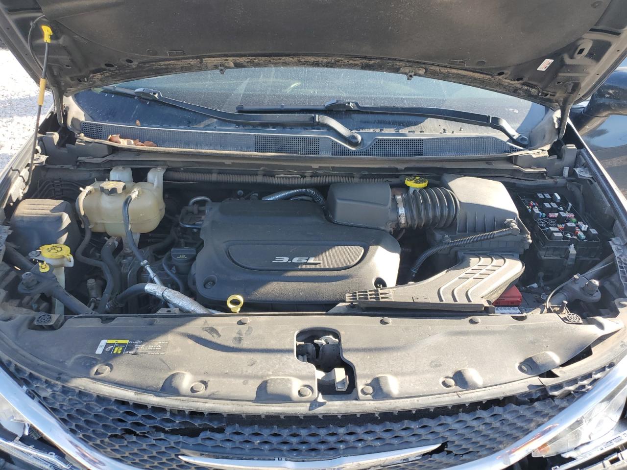 2018 Chrysler Pacifica - Image 14