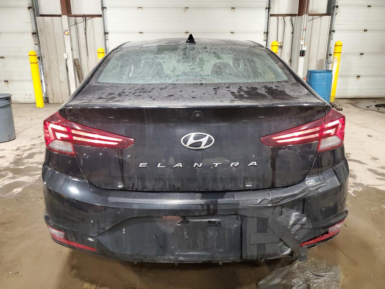 2019 Hyundai Elantra - Image 6