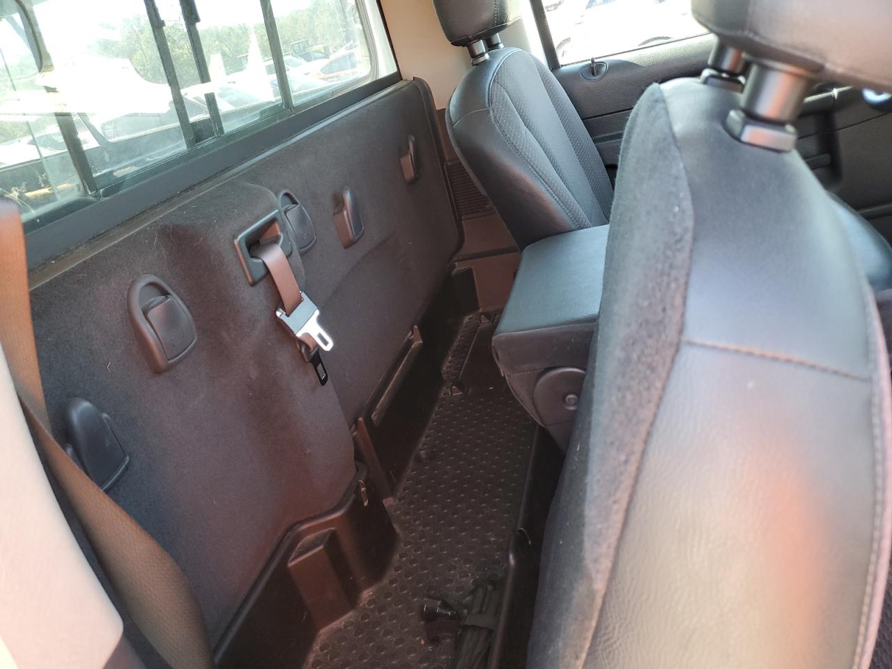 2004 Dodge RAM - Image 10