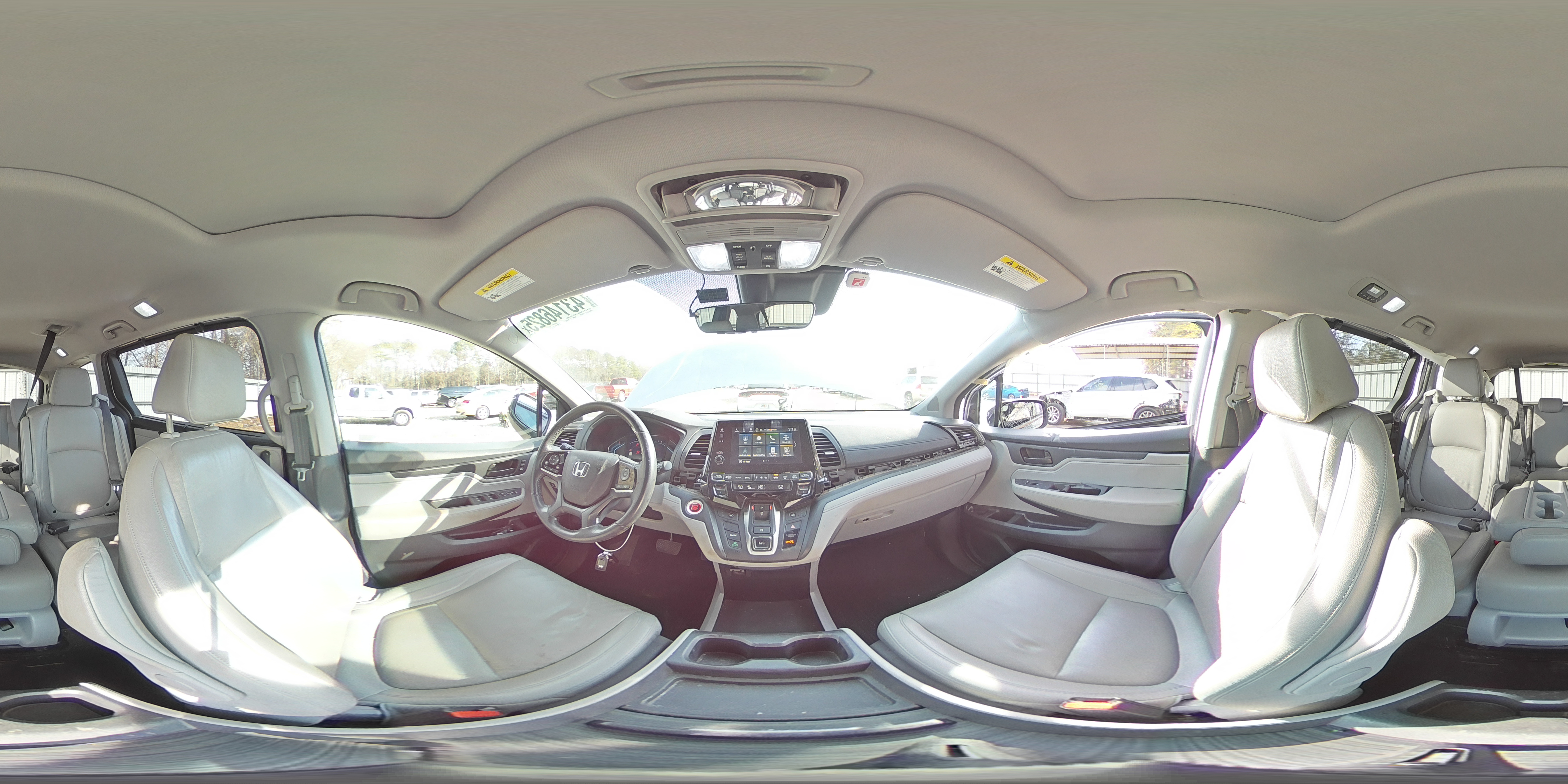 2018 Honda Odyssey - Image 15