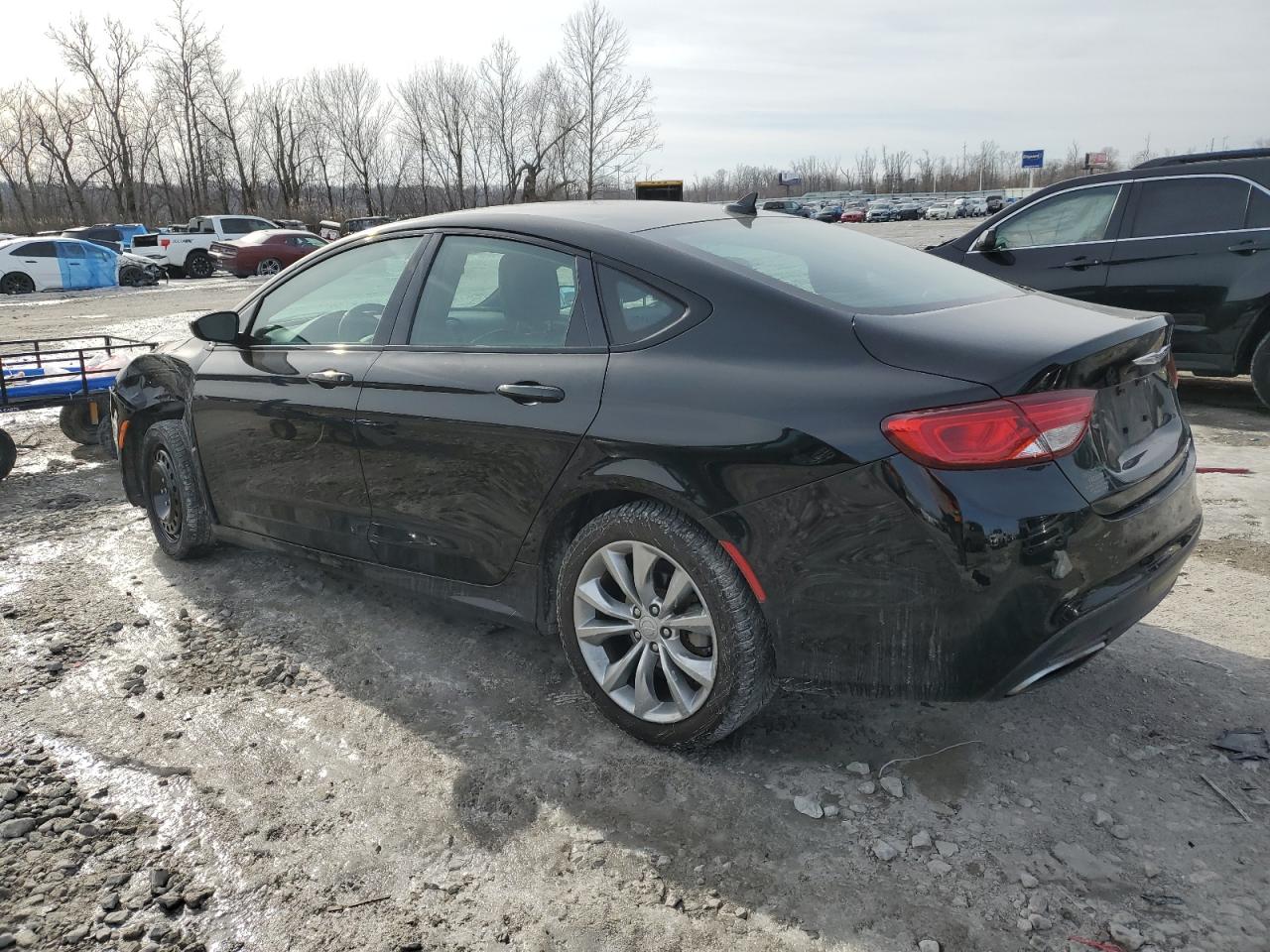 2015 Chrysler 200 - Image 2
