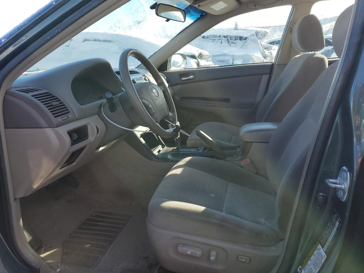 2005 Toyota Camry - Image 7