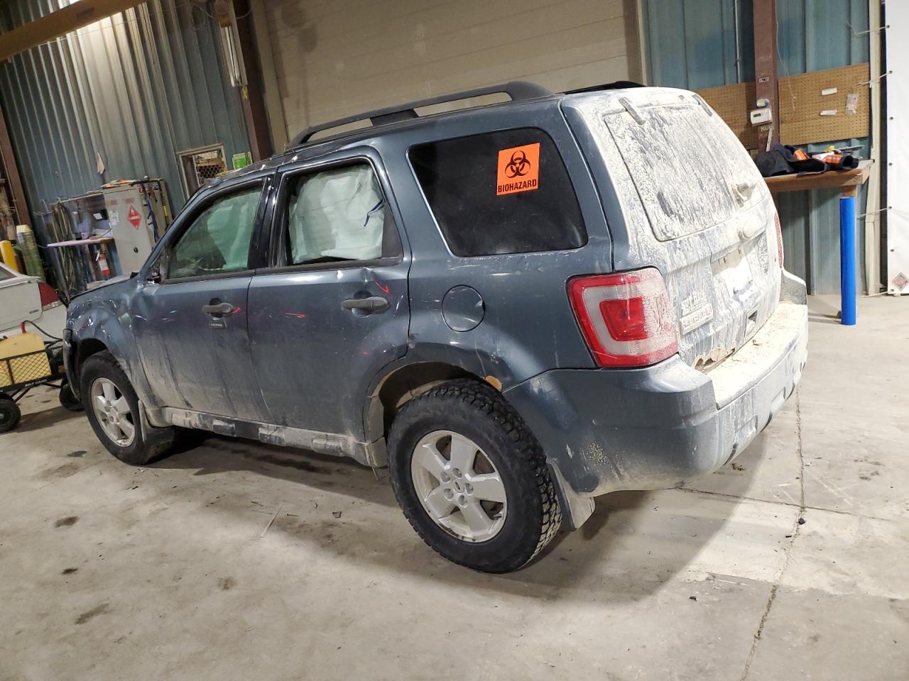 2011 Ford Escape - Image 2
