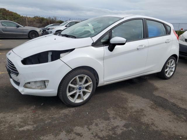  FORD FIESTA 2017 Белы