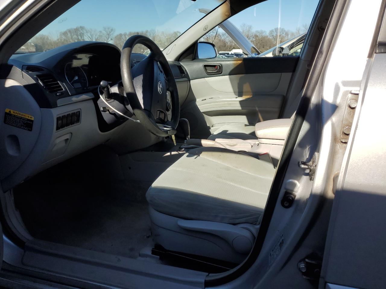 2008 Hyundai Sonata - Image 7