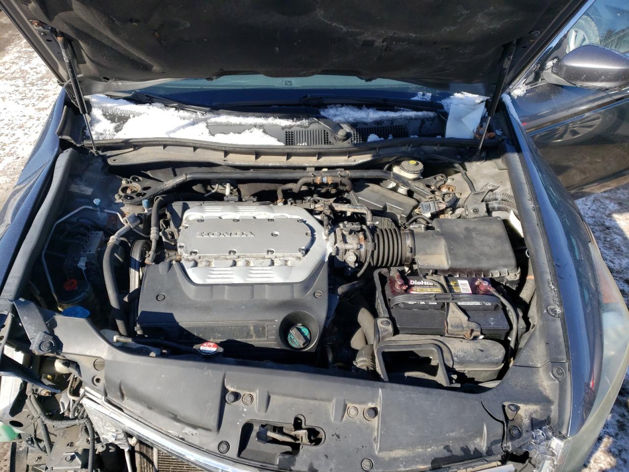 2009 Honda Accord - Image 11