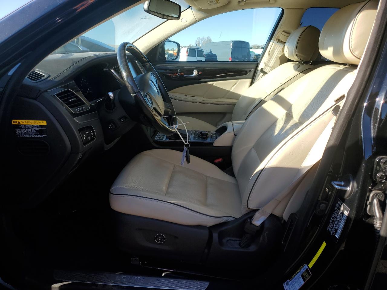 2016 Hyundai Equus - Image 7