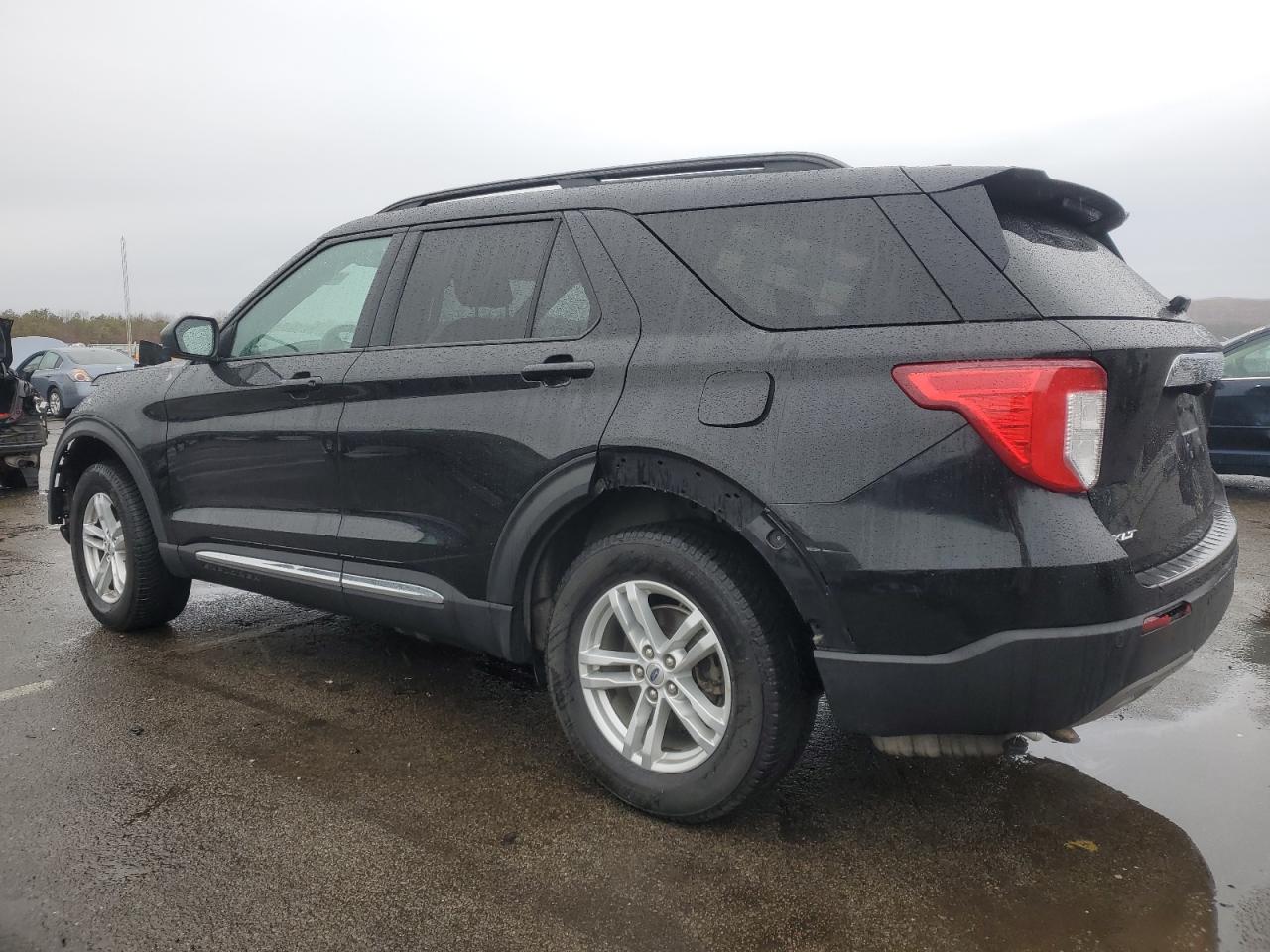 2020 Ford Explorer - Image 2
