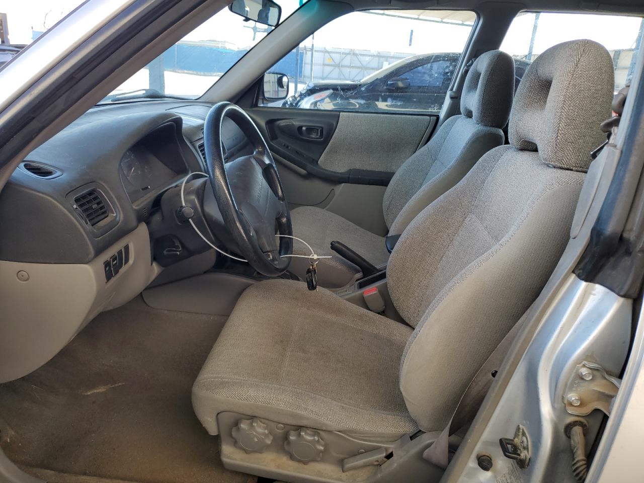 2002 Subaru Forester L VIN: JF1SF63542H701653 Lot: 88325955