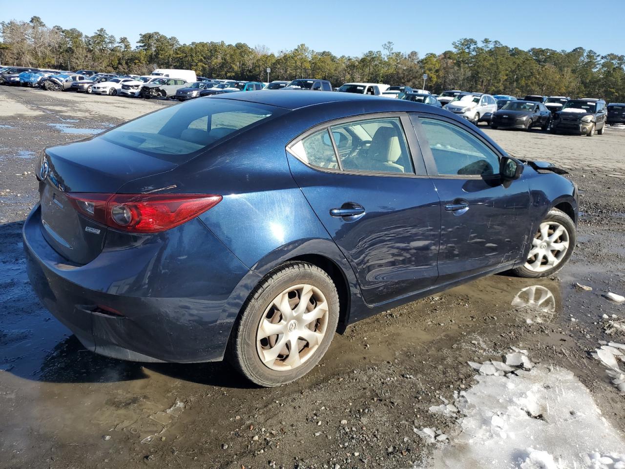 2017 Mazda 3 - Image 3
