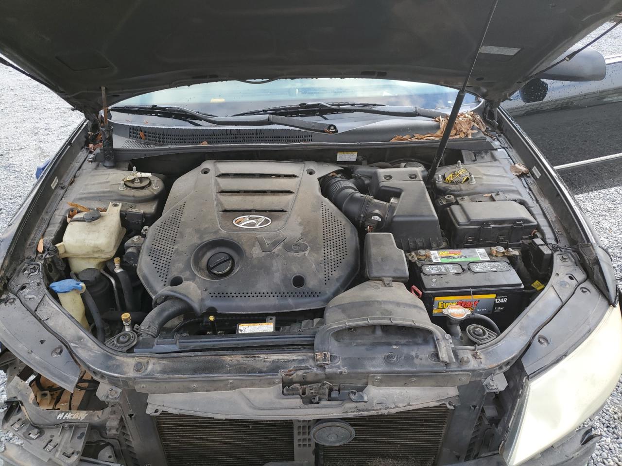 2009 Hyundai Sonata - Image 11