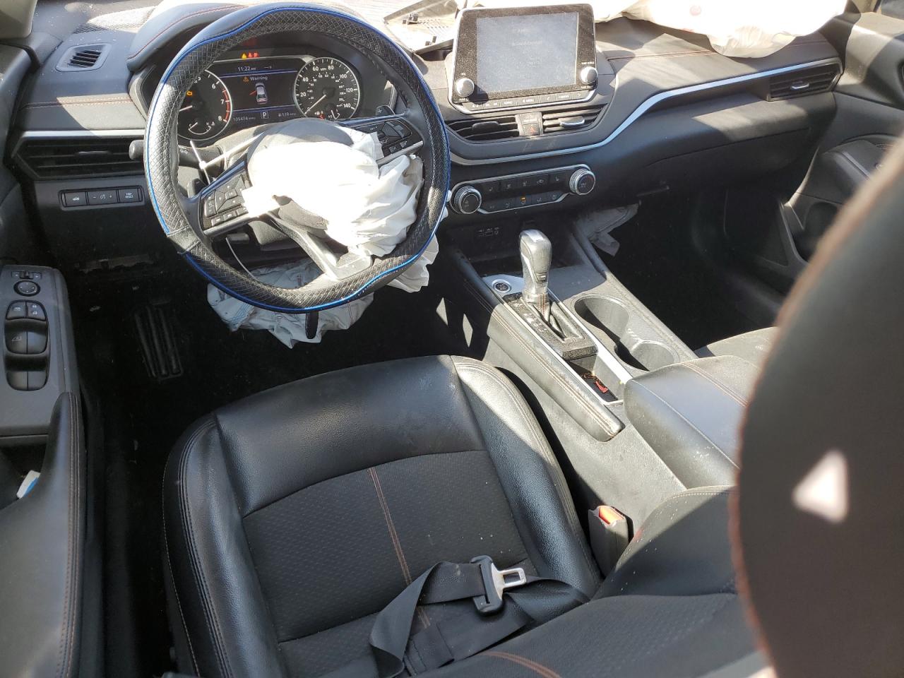 2020 Nissan Altima - Image 8
