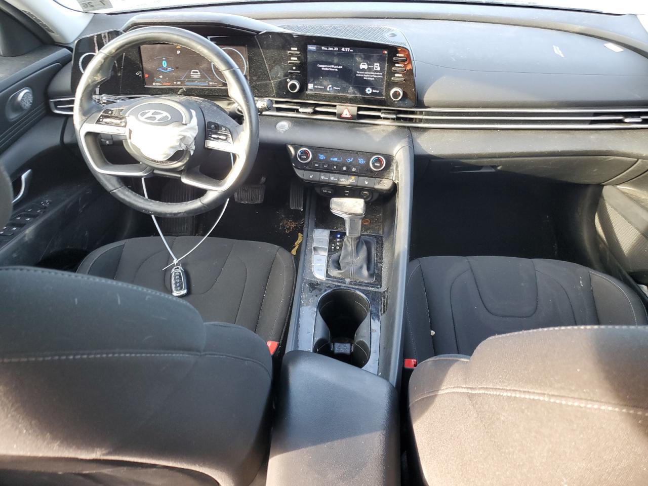 2021 Hyundai Elantra - Image 8