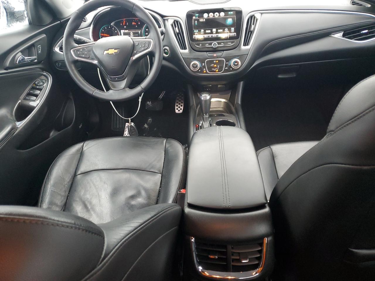 2017 Chevrolet Malibu - Image 8