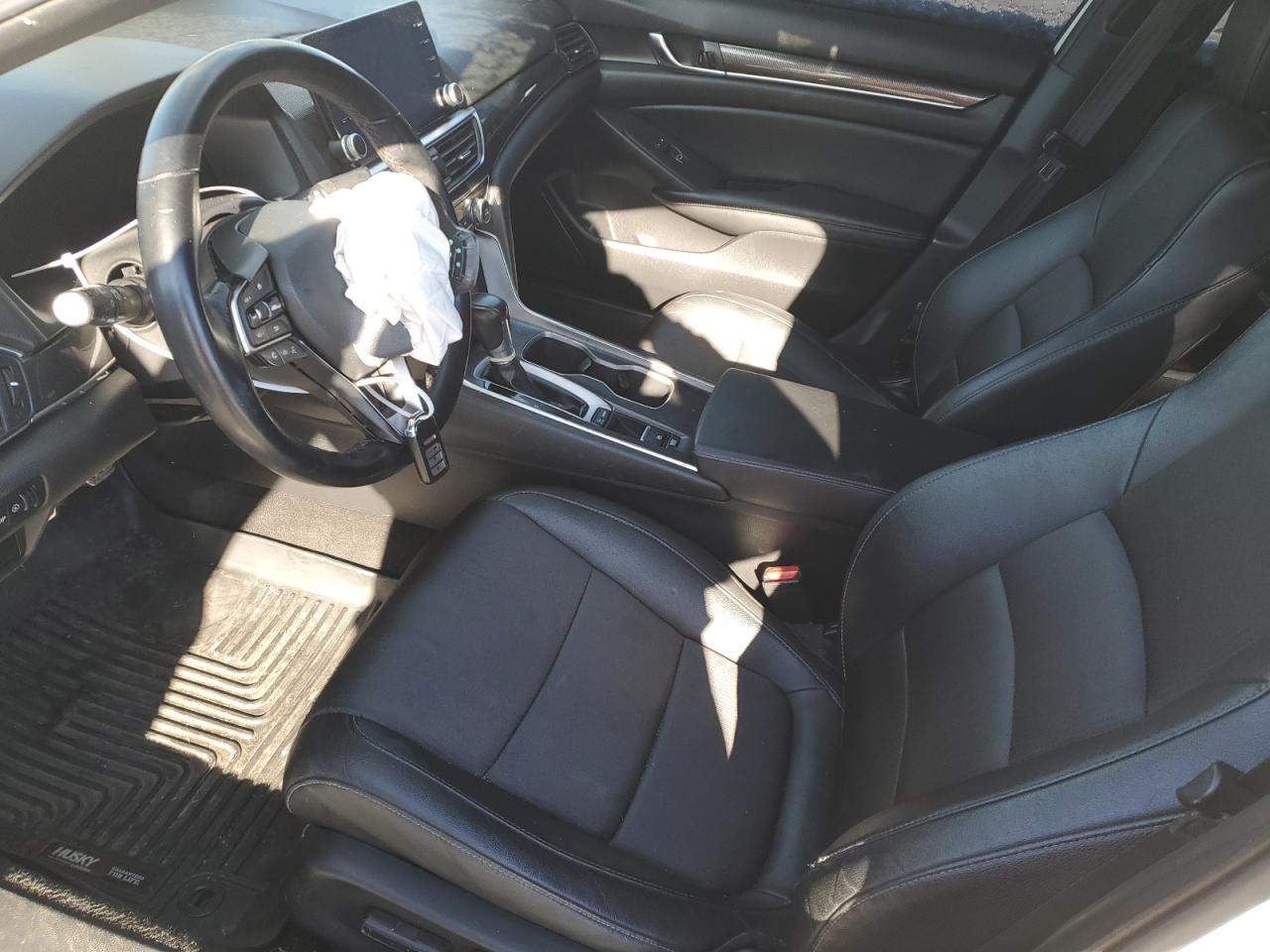 1HGCV1F38KA044834 HONDA ACCORD 2019