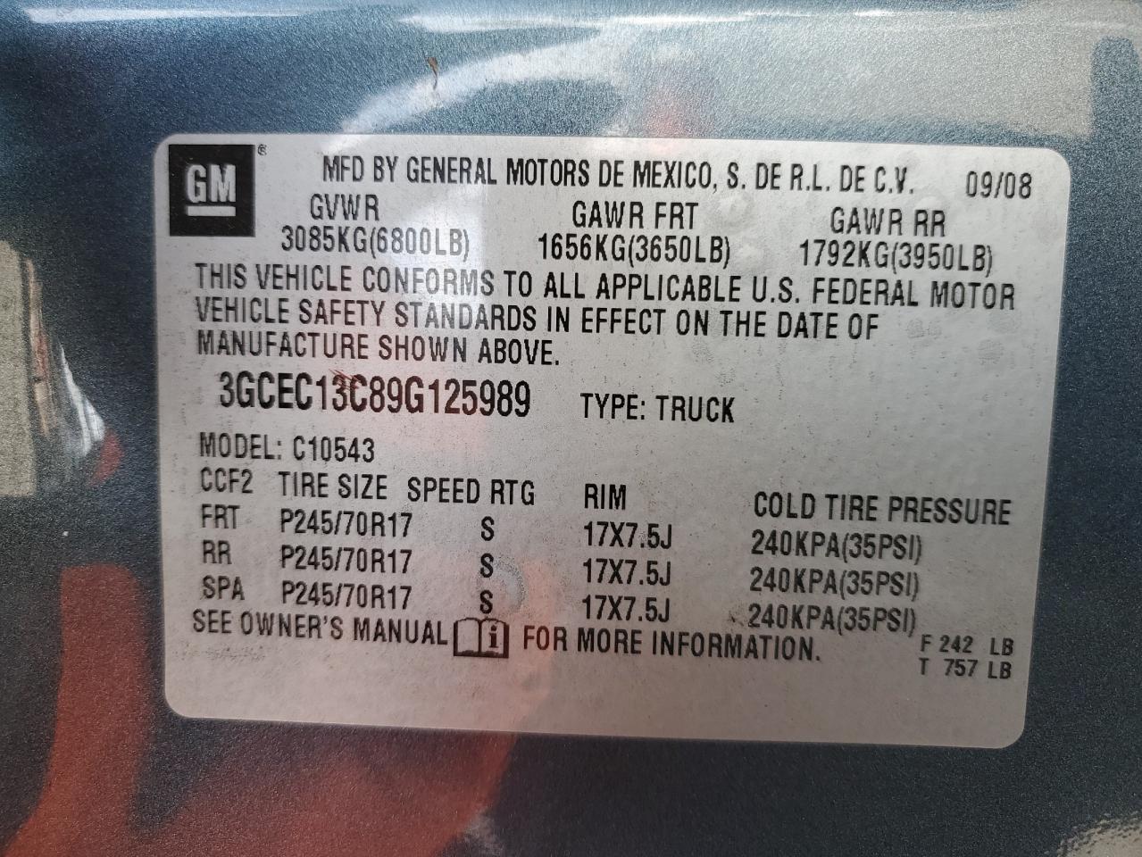 2009 Chevrolet Silverado - Image 13