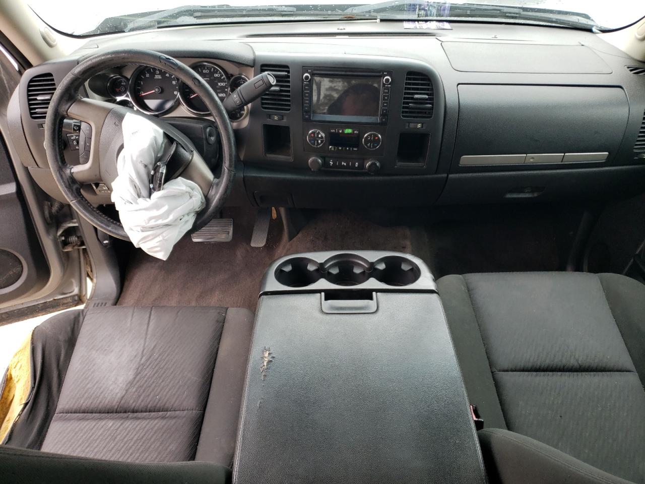 2013 Chevrolet Silverado - Image 8