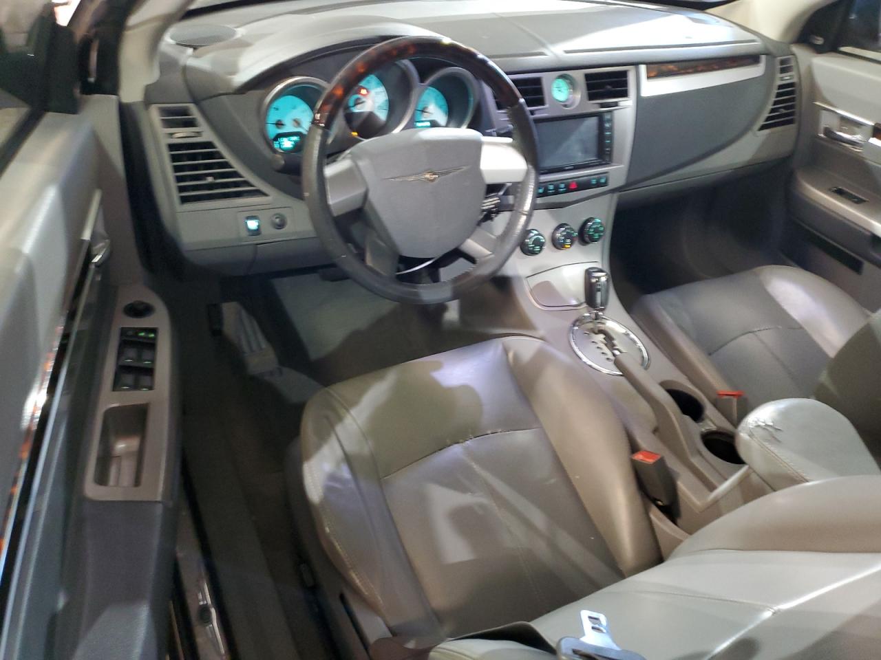2008 Chrysler Sebring - Image 8