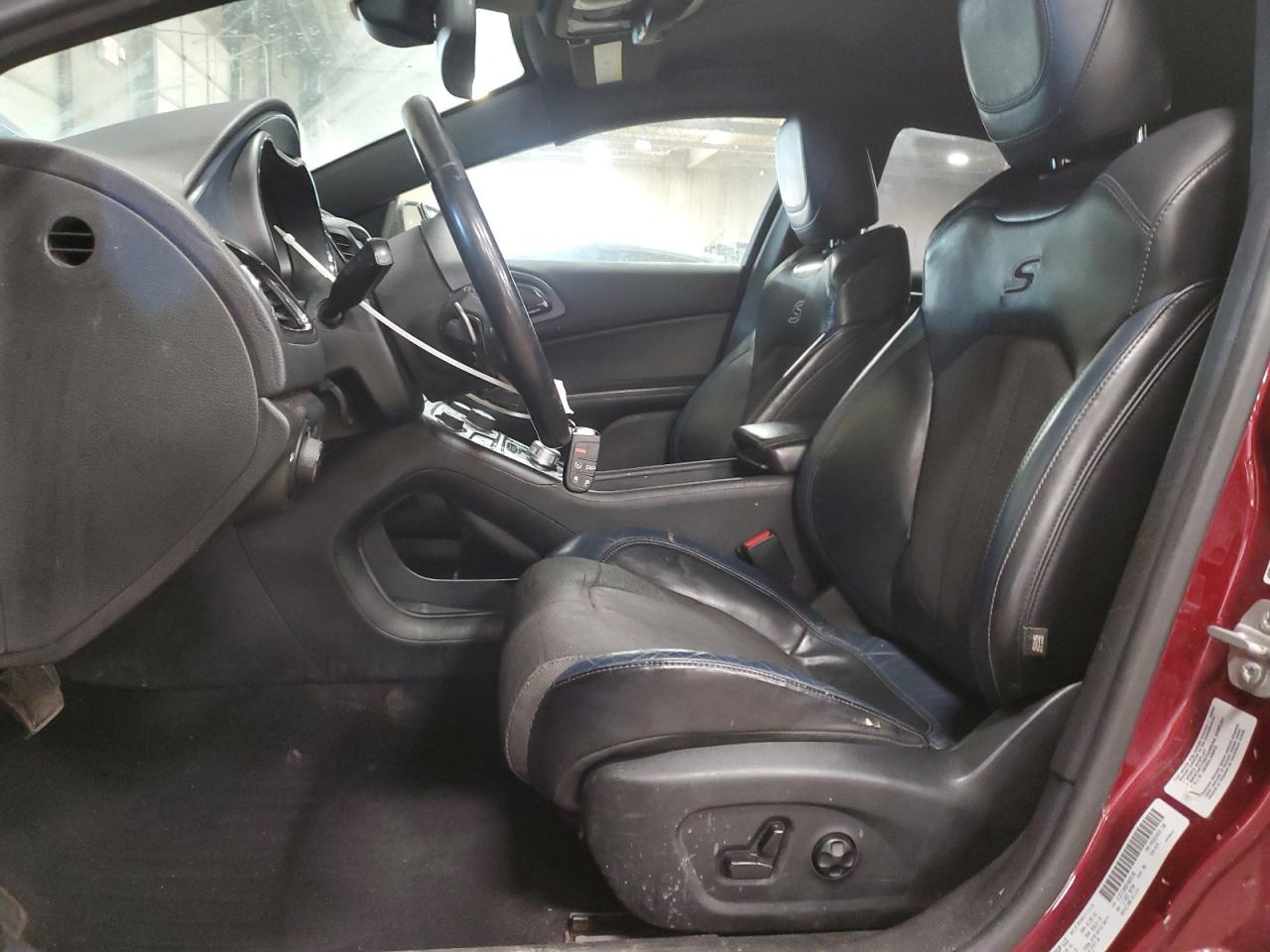 2015 Chrysler 200 - Image 7