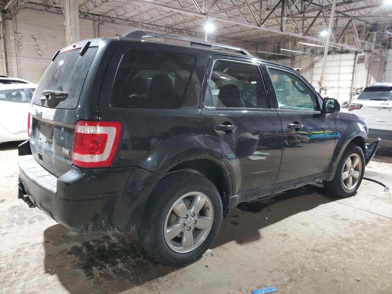 2011 Ford Escape - Image 3