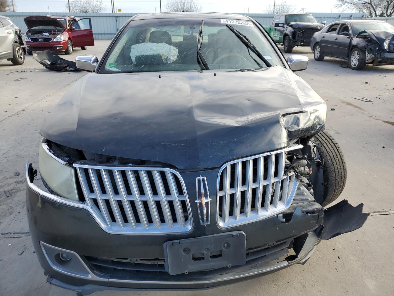 2010 Lincoln MKZ - Image 5