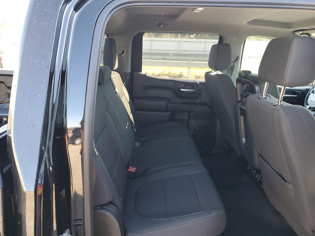 2021 Chevrolet Silverado - Image 10