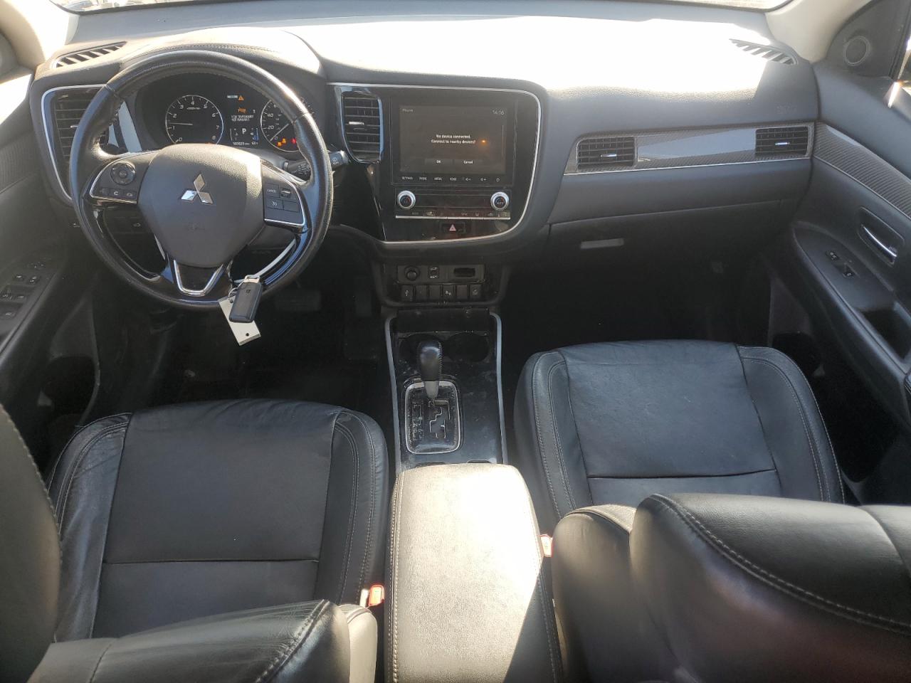 2020 Mitsubishi Outlander - Image 8