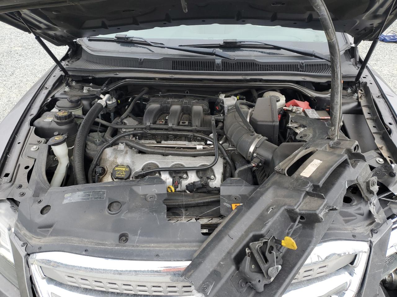 2011 Ford Taurus - Image 12