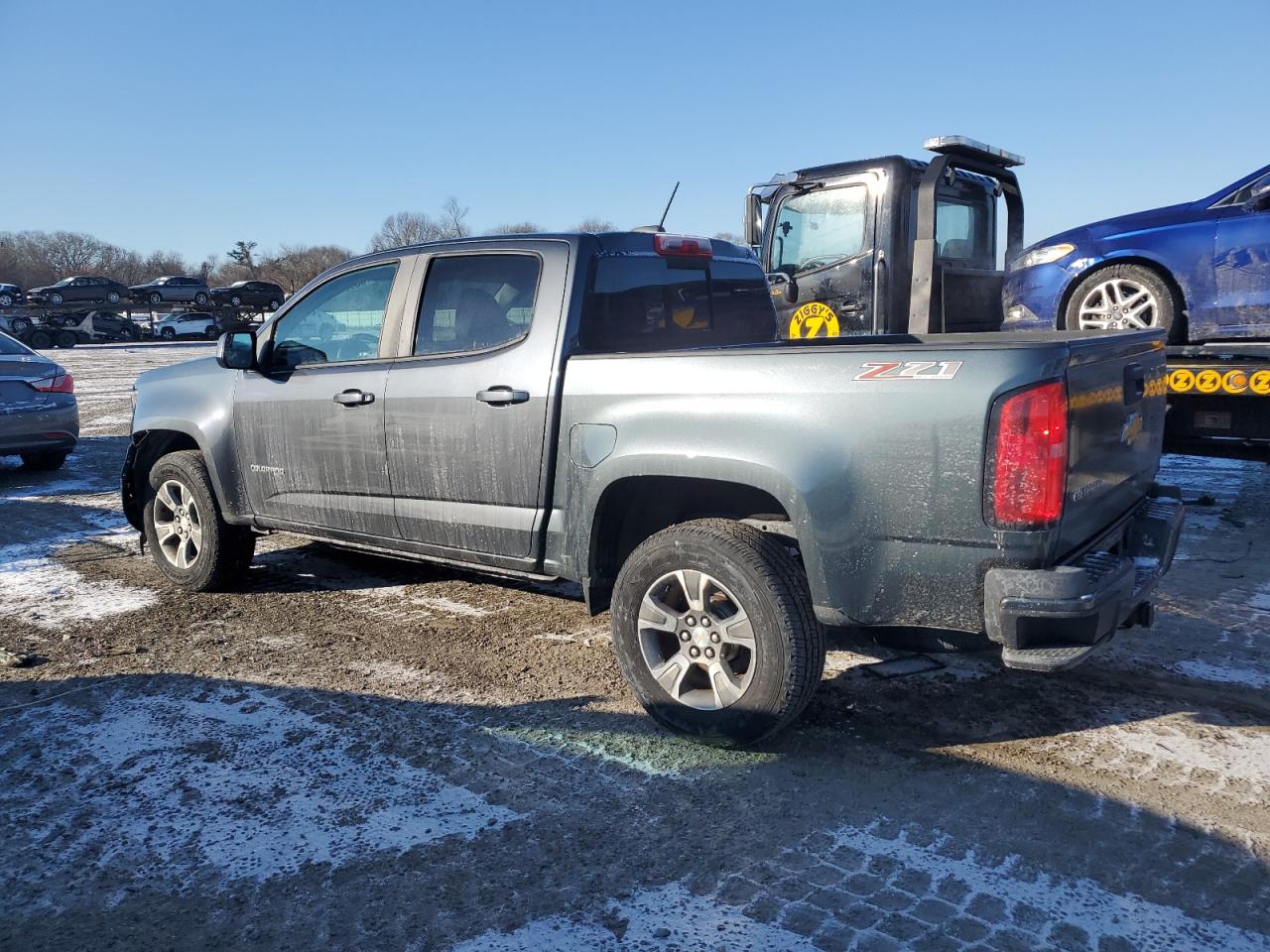 2016 Chevrolet Colorado - Image 2