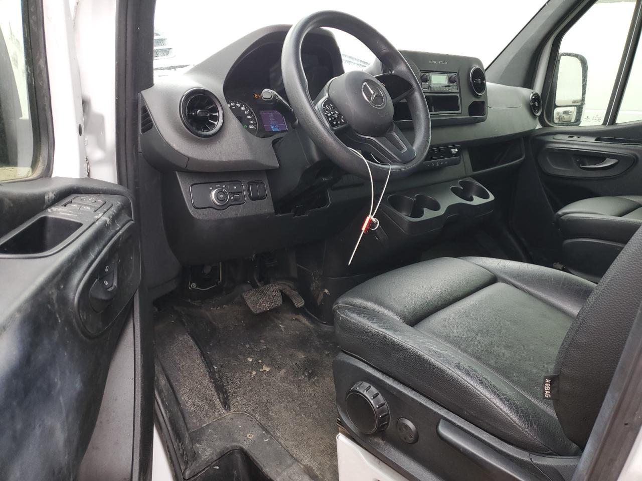 2023 Mercedes-Benz Sprinter - Image 8