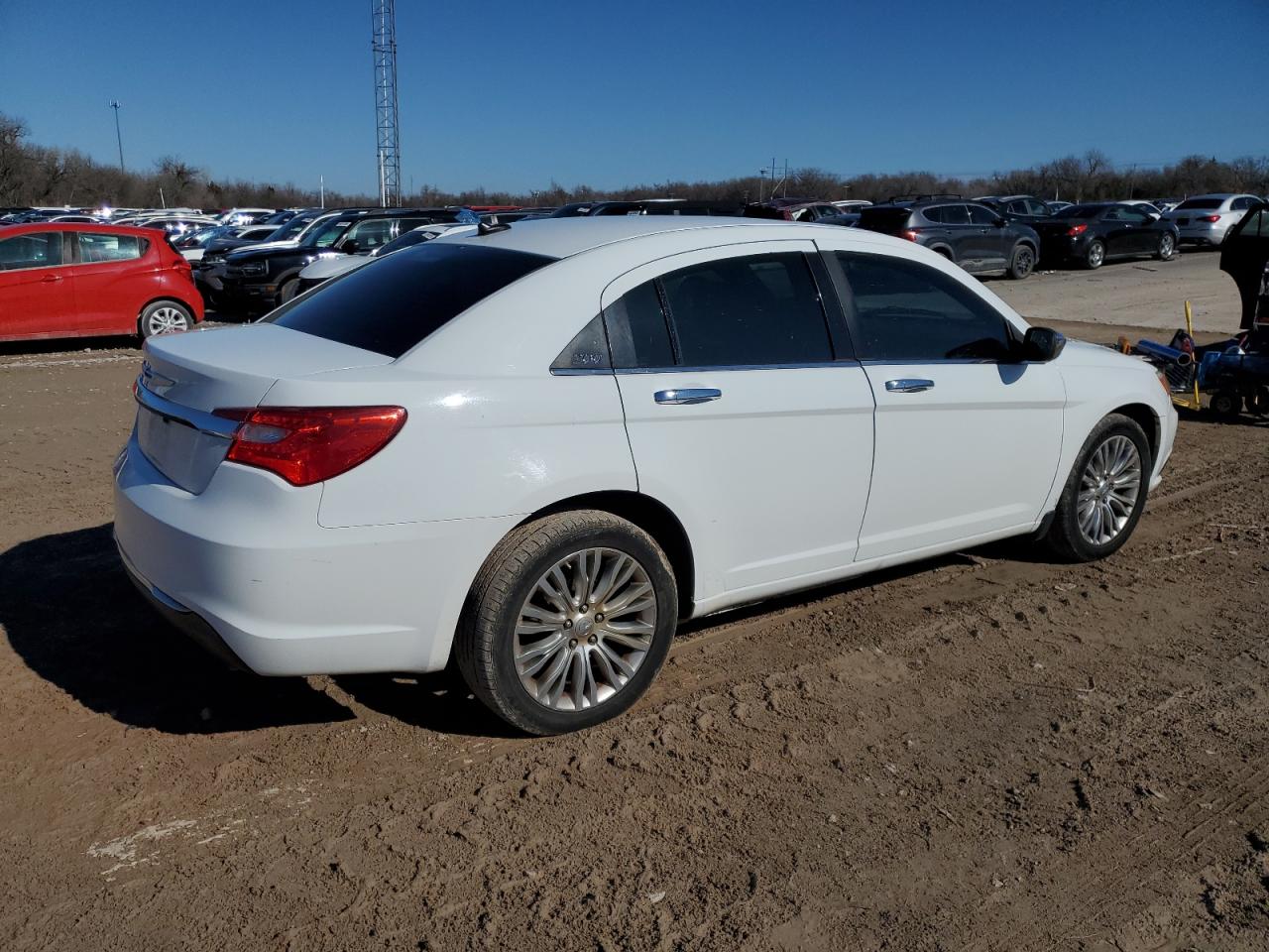 2012 Chrysler 200 - Image 3