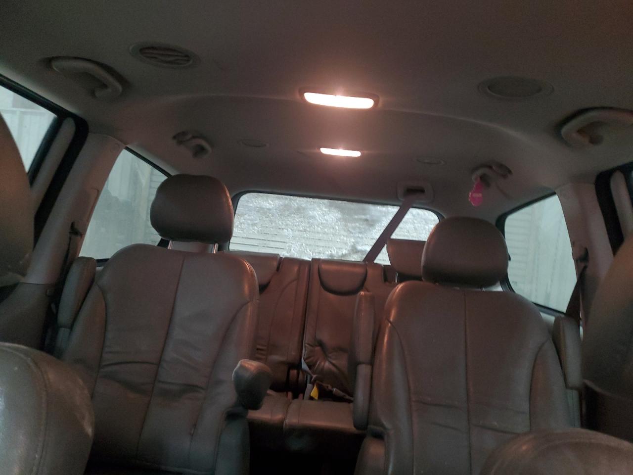 2014 Kia Sedona - Image 10