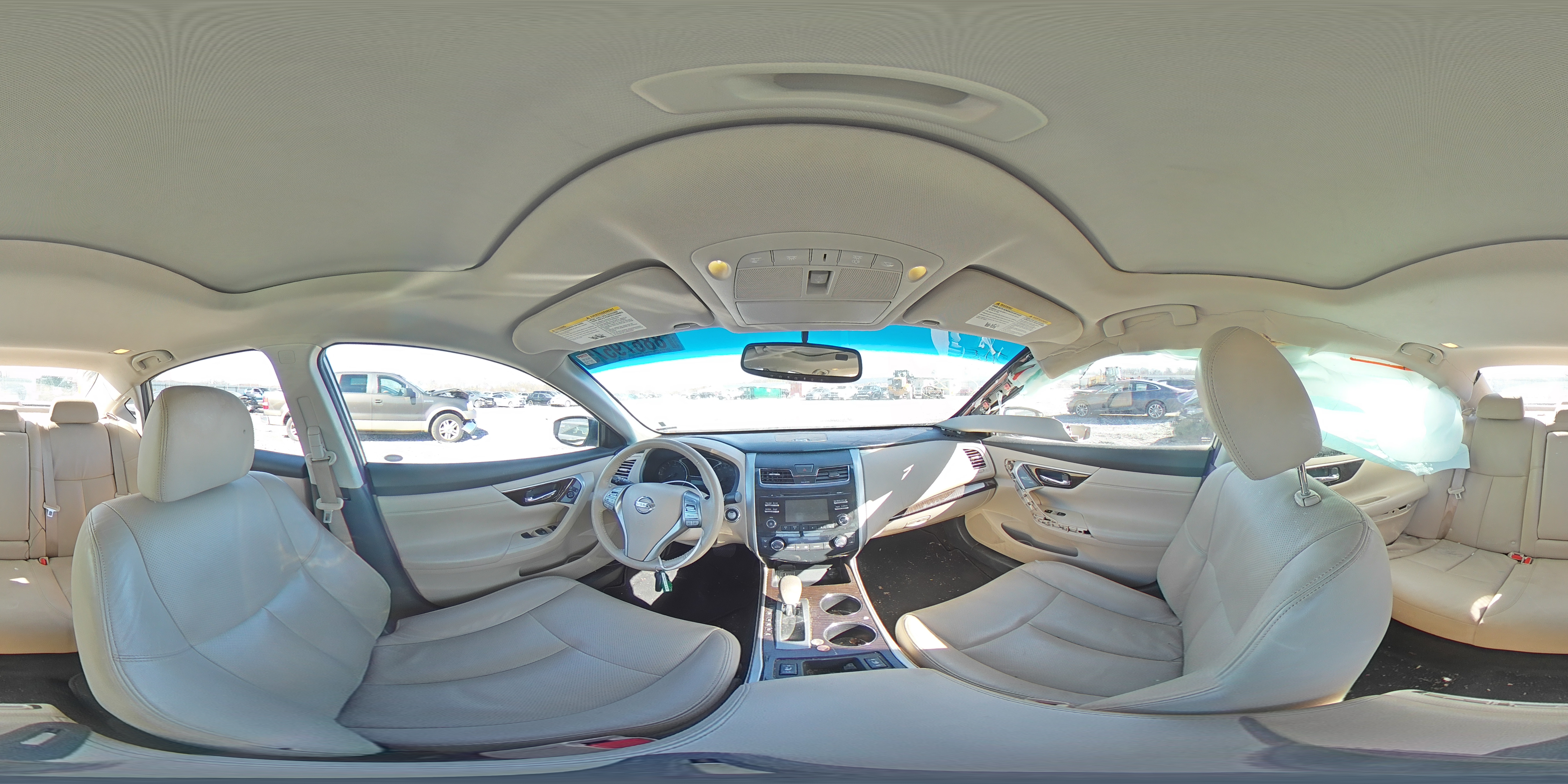 2015 Nissan Altima - Image 13