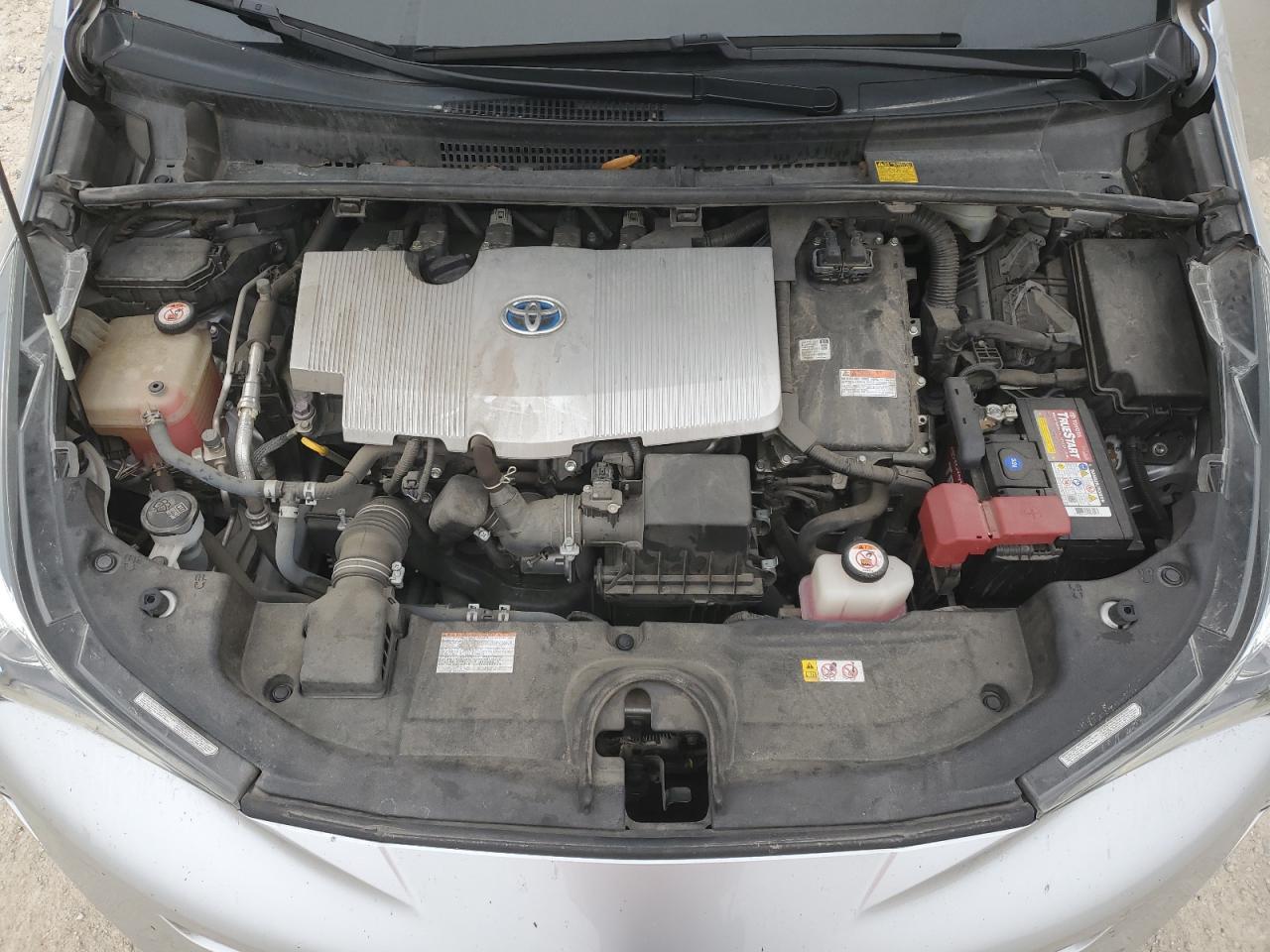 2018 Toyota Prius - Image 11