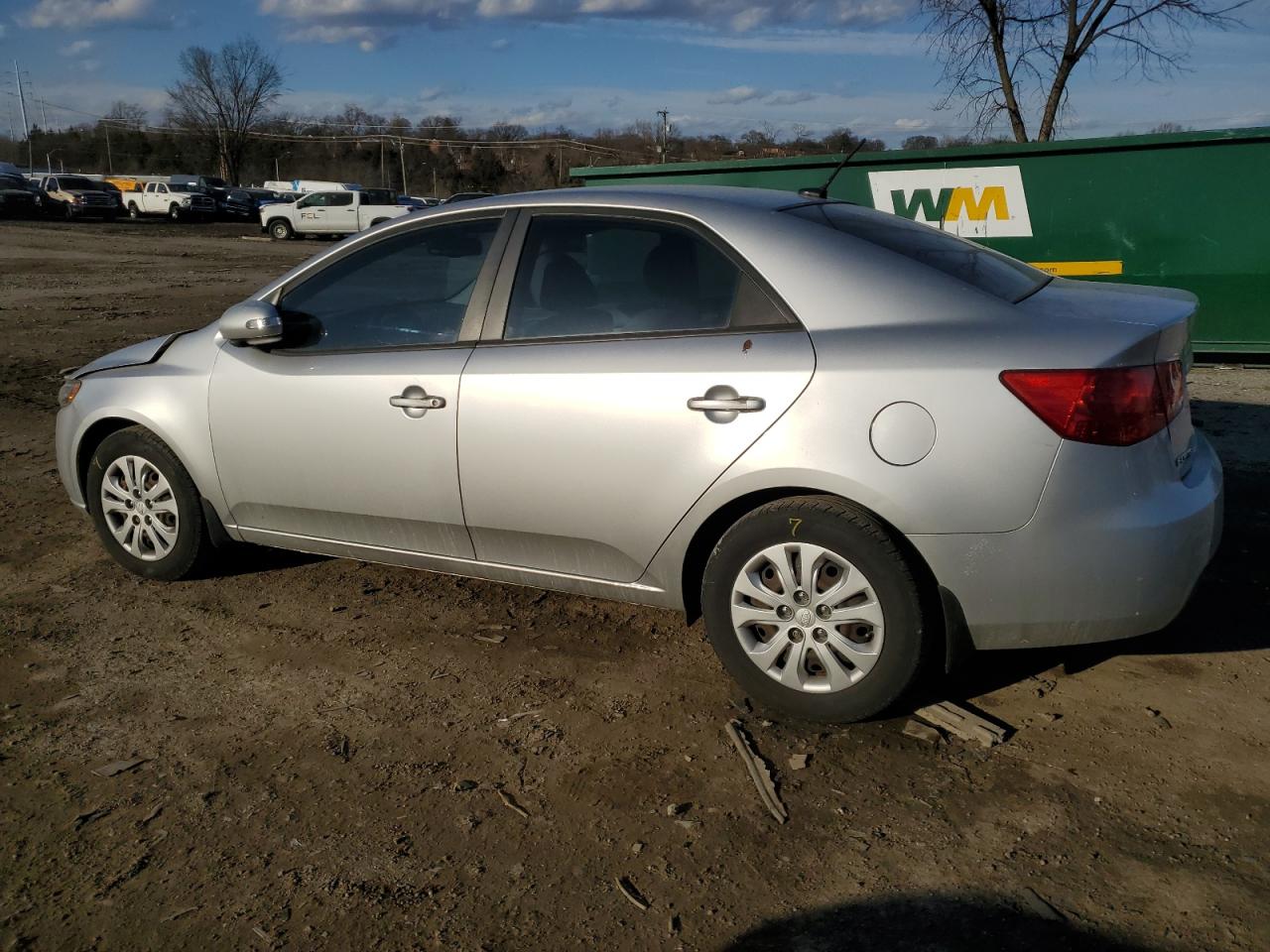 2010 Kia Forte - Image 2