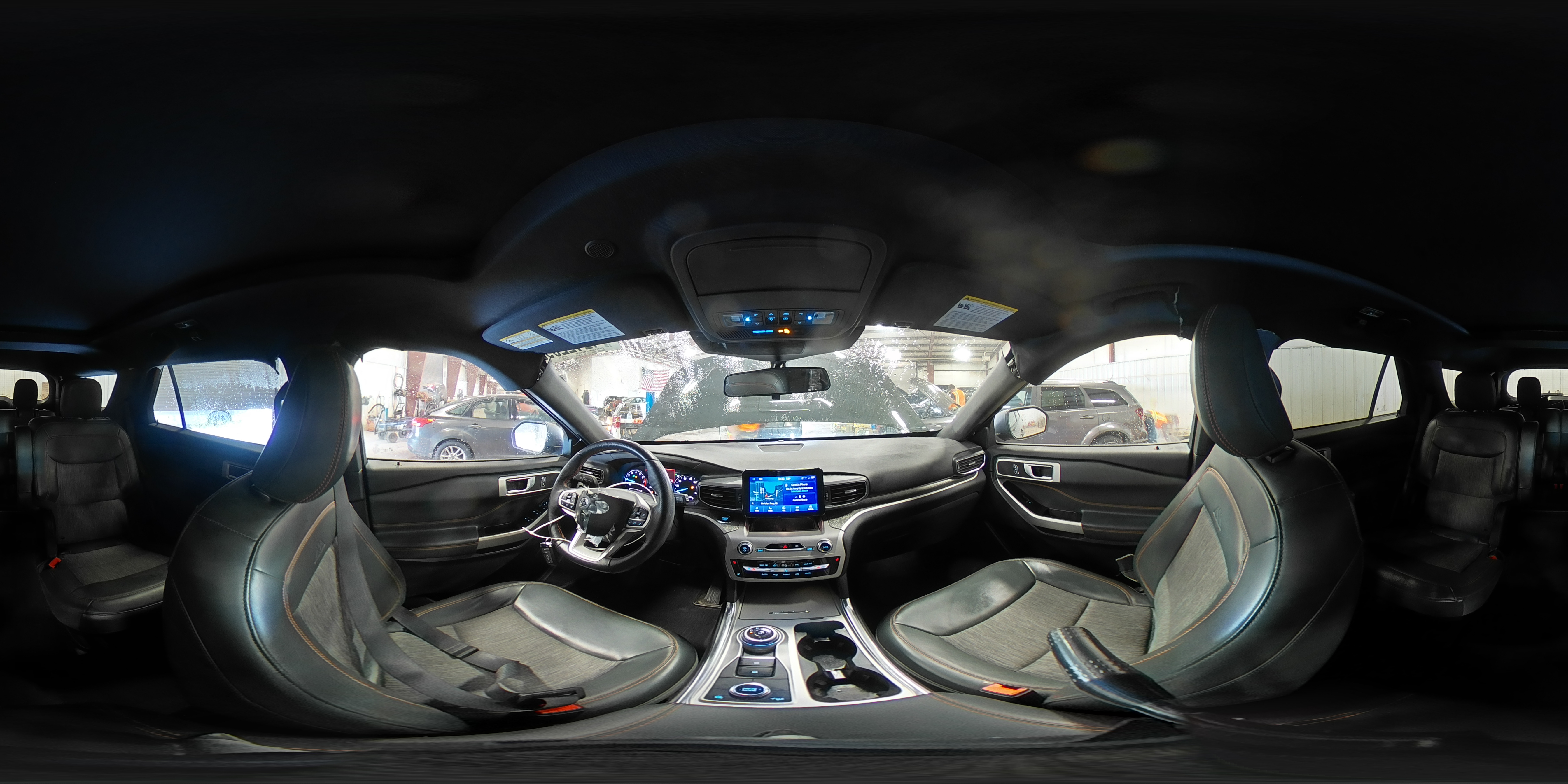 2022 Ford Explorer - Image 15