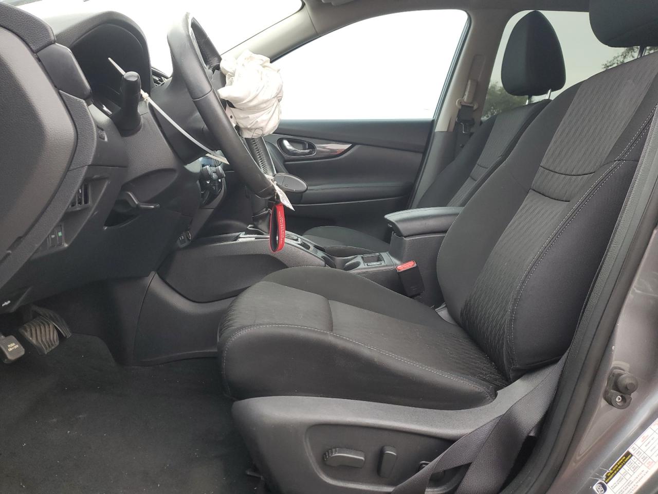 2018 Nissan Rogue - Image 7