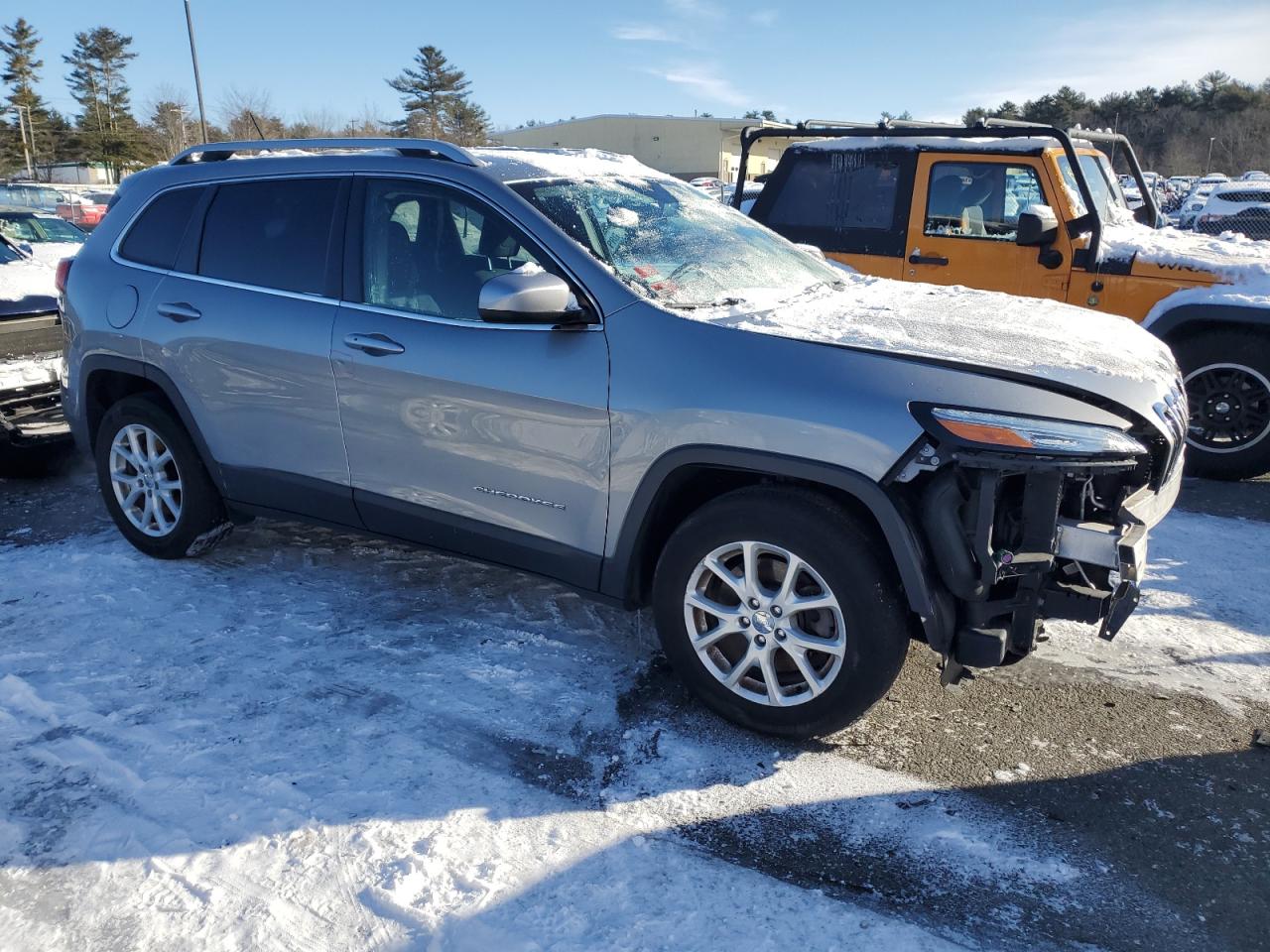 2015 Jeep Grand Cherokee - Image 4
