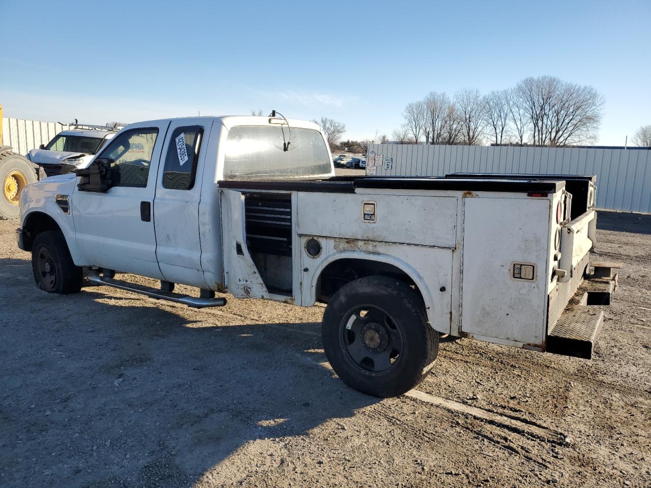 2009 Ford F250 - Image 2