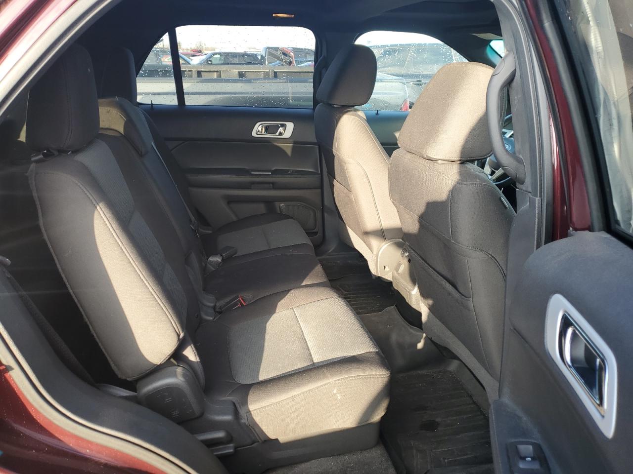 2011 Ford Explorer - Image 11